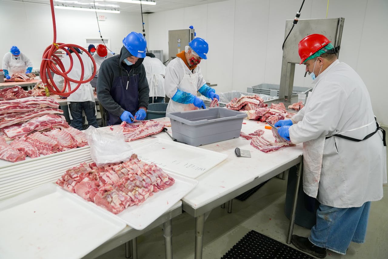 plastové přepravky na maso